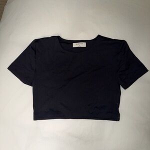 Artizia Babaton Black Crop Tee
